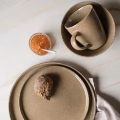 Dutch Rose Bord 27 Cm Camel -Bestekwinkel 1000085860 0102